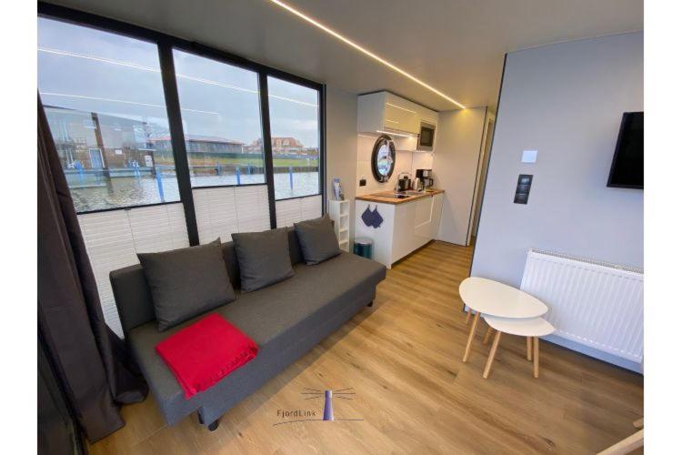 Hausboot Fjord Vela Mit Biosauna In Μπαρθ Εξωτερικό φωτογραφία